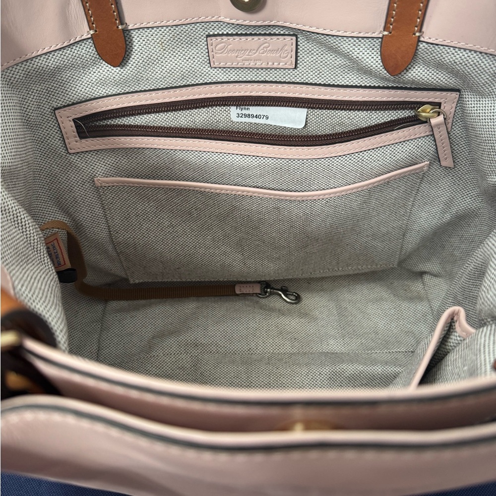 Dooney & Bourke Flynn - Picture 4 of 8